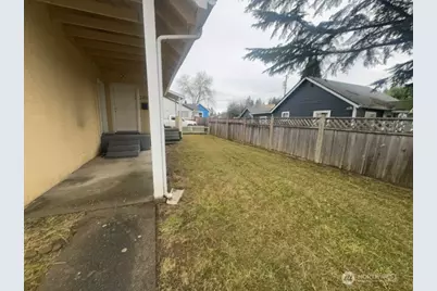 2406 11th Street, Bremerton, WA 98312 - Photo 3