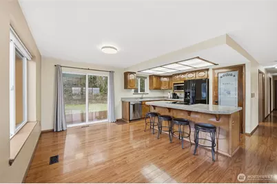 315 Taylor Avenue NW, Renton, WA 98057 - Photo 11