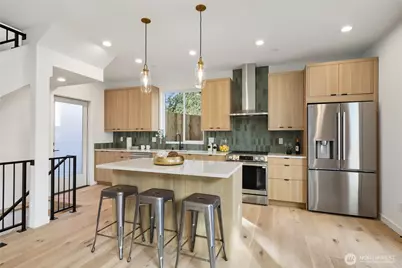 11741 23rd Place NE, Seattle, WA 98125 - Photo 9