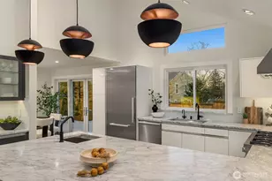 11715 NE 105th Ln, Kirkland, WA 98033 - Photo 15