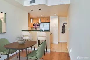 2929 1st Ave, Seattle, WA 98121 - Photo 7