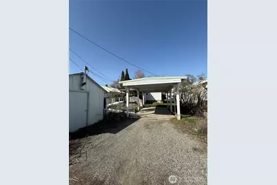 313 S Birch St, Omak, WA 98841 - Photo 13