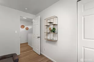 1721 McDougall Ave, Everett, WA 98201 - Photo 25