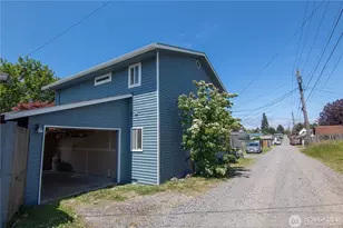 1721 McDougall Ave, Everett, WA 98201 - Photo 35