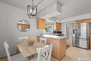 1721 McDougall Ave, Everett, WA 98201 - Photo 7