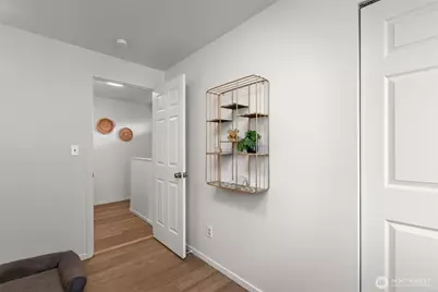 1721 McDougall Avenue, Everett, WA 98201 - Photo 25