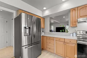 1721 McDougall Ave, Everett, WA 98201 - Photo 9