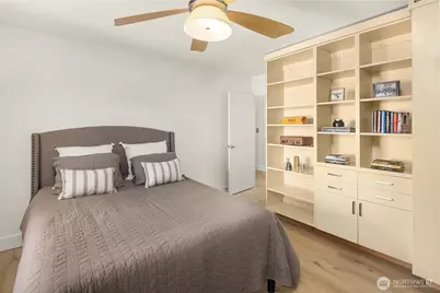 1105 Spring Street #1112, Seattle, WA 98104 - Photo 13