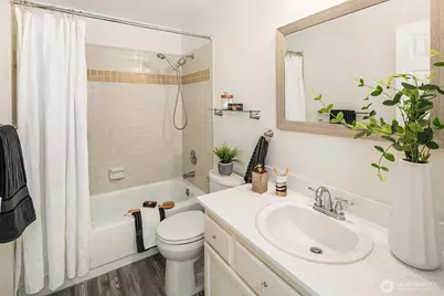 13726 NE 85th Street, Redmond, WA 98052 - Photo 9