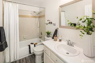 13726 NE 85th St, Redmond, WA 98052 - Photo 9