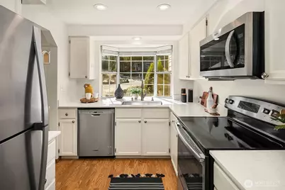 13726 NE 85th Street, Redmond, WA 98052 - Photo 3