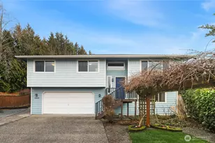 3929 205th Pl SW, Lynnwood, WA 98036 - Photo 1