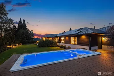 8631 NE 19th Place, Clyde Hill, WA 98004 - Photo 35