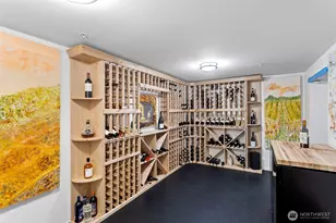 8631 NE 19th Pl, Clyde Hill, WA 98004 - Photo 23