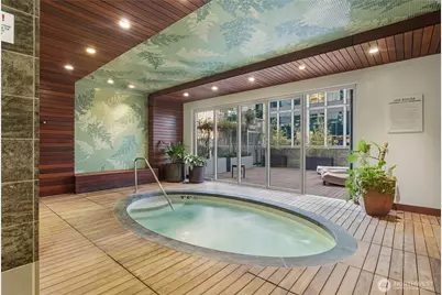 10700 NE 4th Street #1110, Bellevue, WA 98004 - Photo 31