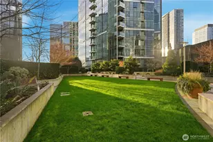 10700 NE 4th St, Bellevue, WA 98004 - Photo 23