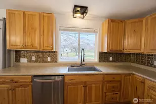 714 Juniper, Oroville, WA 98844 - Photo 3