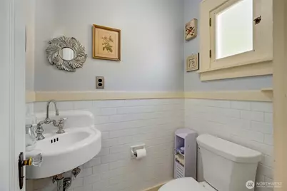 4918 S 3rd Avenue, Everett, WA 98203 - Photo 21