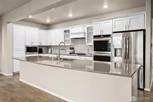 14962 Olympic Loop E, Bonney Lake, WA 98391 - Photo 7