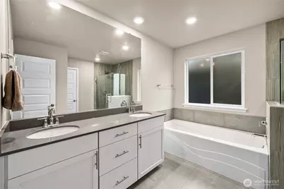 14962 Olympic Loop E, Bonney Lake, WA 98391 - Photo 17