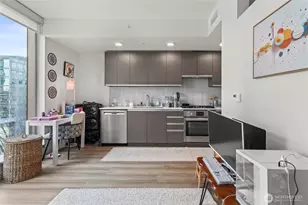 800 Columbia St, Seattle, WA 98104 - Photo 11