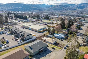 410 7th St NE, East Wenatchee, WA 98802 - Photo 7