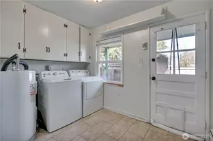 445 S 96th St, Tacoma, WA 98444 - Photo 13