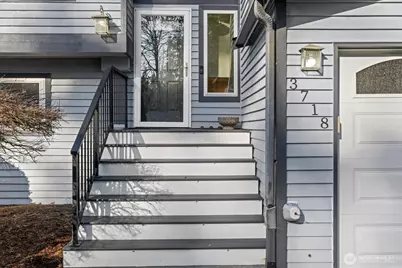 3718 NE 189th Place, Lake Forest Park, WA 98155 - Photo 5