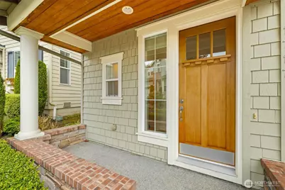 1717 100th Avenue NE, Bellevue, WA 98004 - Photo 5