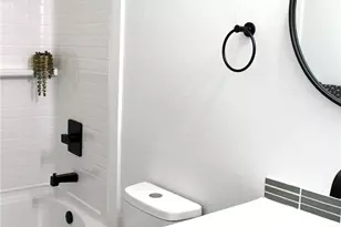 8257 Salish Ln, Blaine, WA 98230 - Photo 15