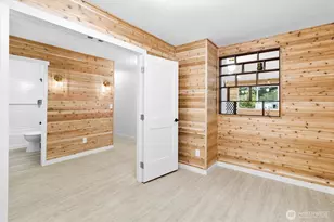 8257 Salish Ln, Blaine, WA 98230 - Photo 13