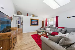 2253 McDonald Ave, DuPont, WA 98327 - Photo 5