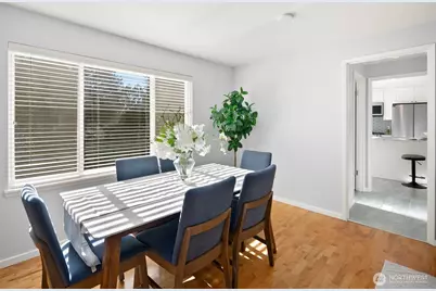 7037 NE 137th Street, Kirkland, WA 98034 - Photo 15