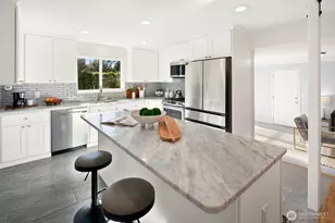 7037 NE 137th St, Kirkland, WA 98034 - Photo 13