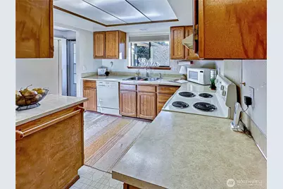 916 Cathy Court SE, Tumwater, WA 98501 - Photo 9