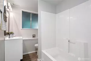 16515 N Linden Ave N, Shoreline, WA 98133 - Photo 19