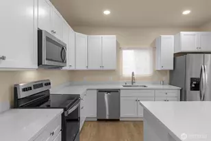 942 S M St, Tacoma, WA 98405 - Photo 9