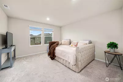 18785 Lipoma Place E, Puyallup, WA 98374 - Photo 11