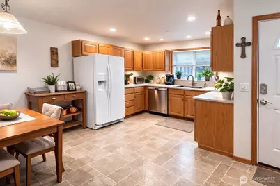 630 90th Street SW #A/B, Everett, WA 98204 - Photo 3