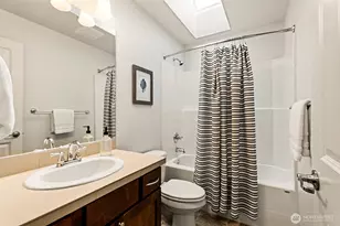 2170 NW Stoney Creek Dr, Issaquah, WA 98027 - Photo 27