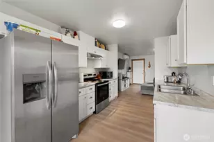 1272 Admirals Dr, Coupeville, WA 98239 - Photo 11