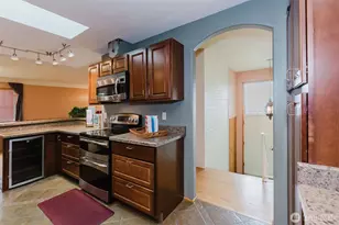 1412 Sheridan Rd, Bremerton, WA 98310 - Photo 3