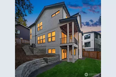 12105 NE 105th Street, Kirkland, WA 98033 - Photo 3