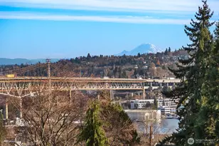 4136 Eastern Ave N, Seattle, WA 98103 - Photo 37