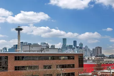 626 4th Avenue W #305, Seattle, WA 98119 - Photo 15