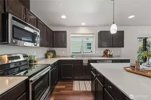 2200 Greenview Cir, Lynden, WA 98264 - Photo 9