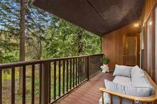 8240 NE Baker Hill Rd, Bainbridge Island, WA 98110 - Photo 15