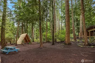 8240 NE Baker Hill Rd, Bainbridge Island, WA 98110 - Photo 37