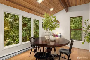 8240 NE Baker Hill Rd, Bainbridge Island, WA 98110 - Photo 21