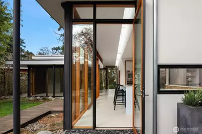 2606 E Garfield Street, Seattle, WA 98112 - Photo 29